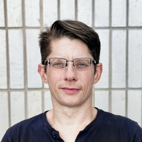 andy sq.png