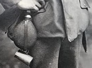 1915can.jpg