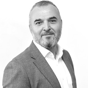 Adrian Popa Bochis_picture_edited_edited_edited_edited_edited_edited_edited_edited.jpg