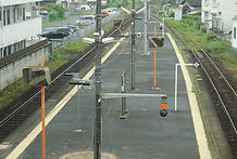法界院駅ホーム