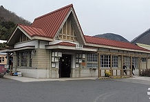 吉ヶ原駅舎