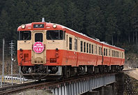 1-2017-3-10 ひな祭り列車 走行 岩山・勝山.jpg