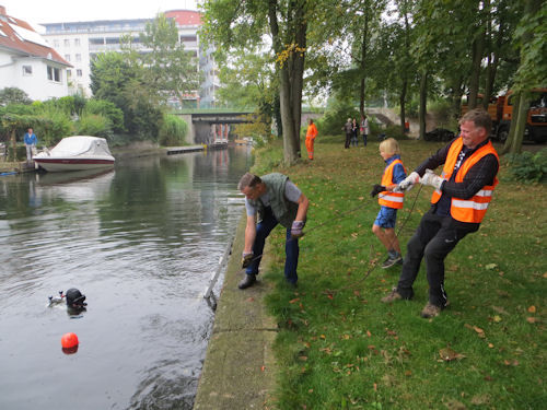 Kehrenbürger unter Wasser