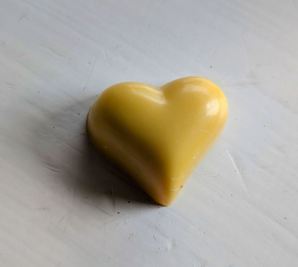 לב פסיפלורה חמאת שקדים