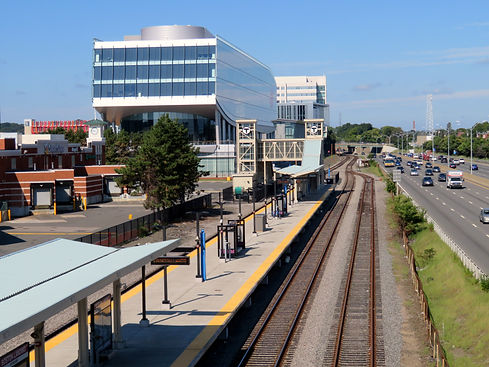 Boston_Landing_station_from_Everett_Street,_August_2018.jpg