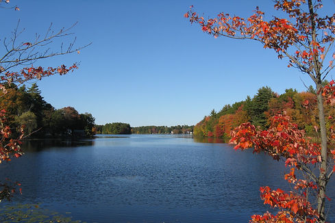 Norton_Reservoir_looking_north,_MA.jpg