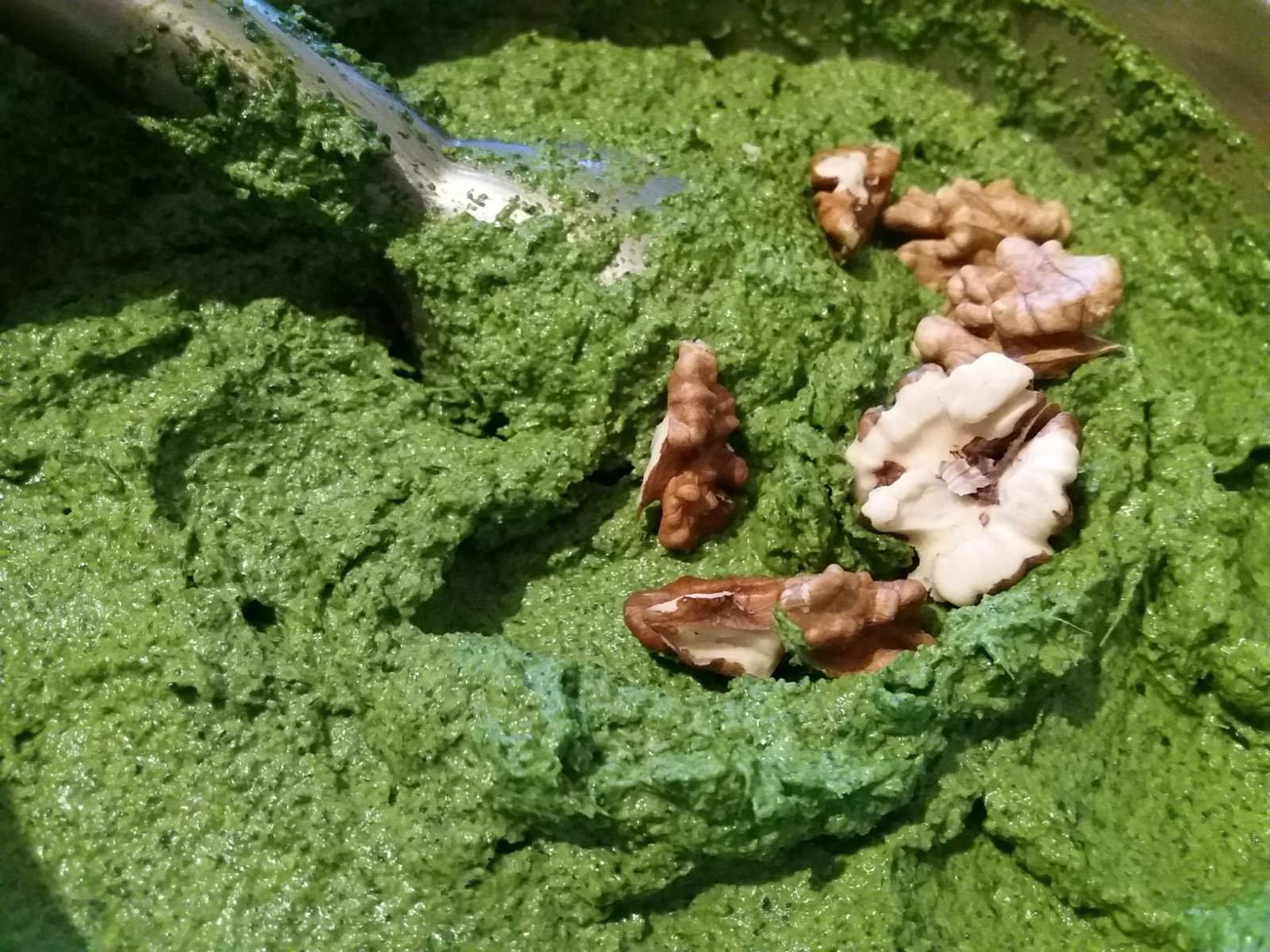 Wild garlic pesto