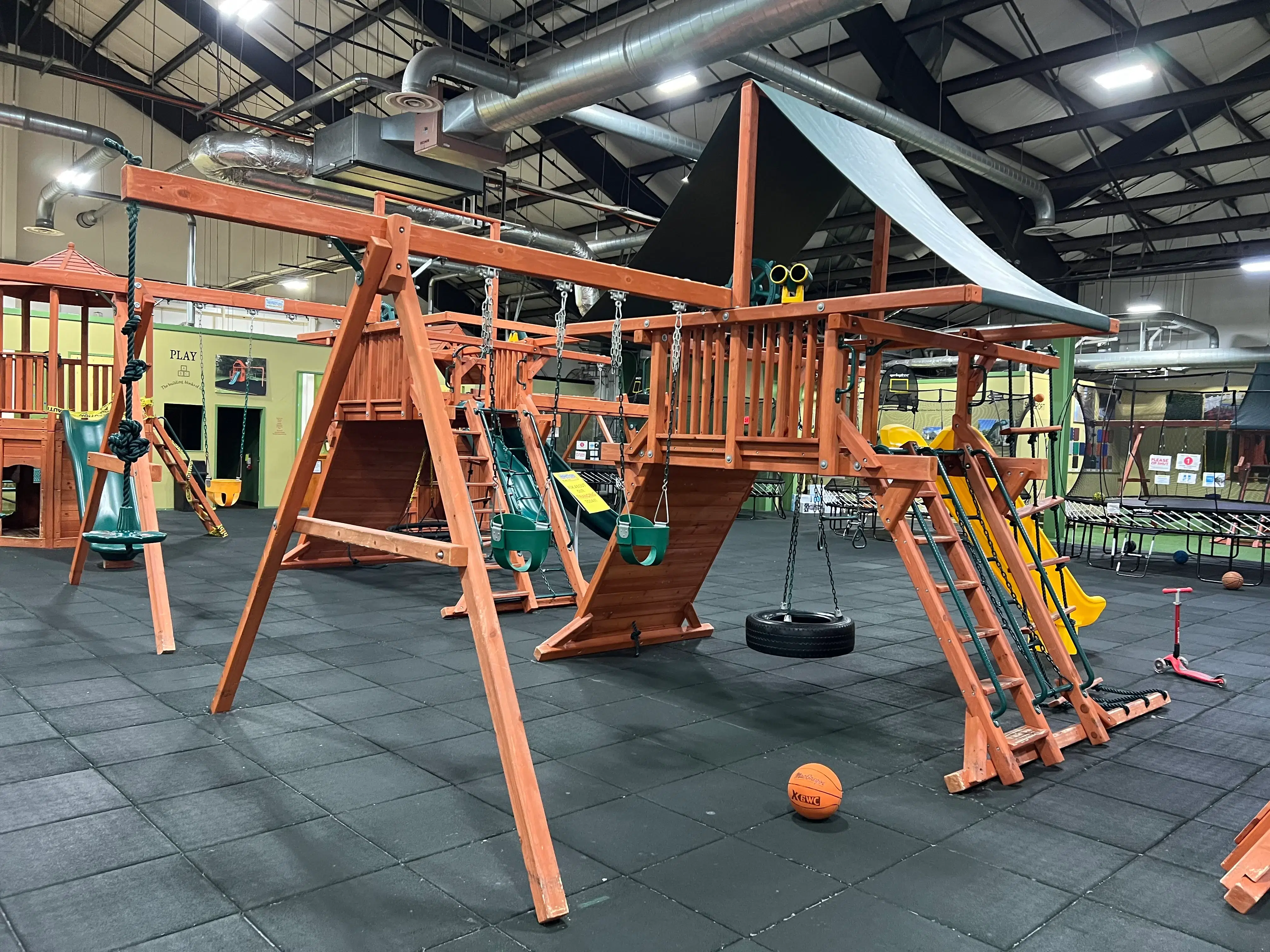 Turbo Deluxe Playcenter Combo 2 Playset - 26A / 27A