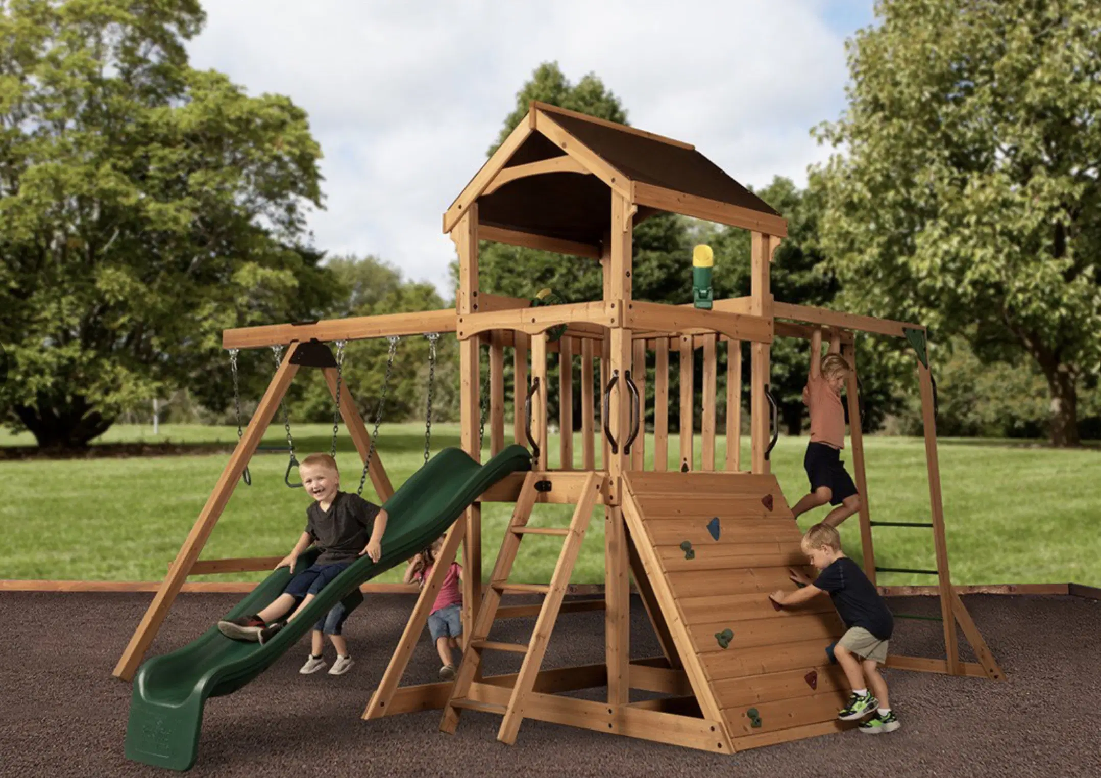 Grand Chateau With Monkey Bars (4' Deck)
