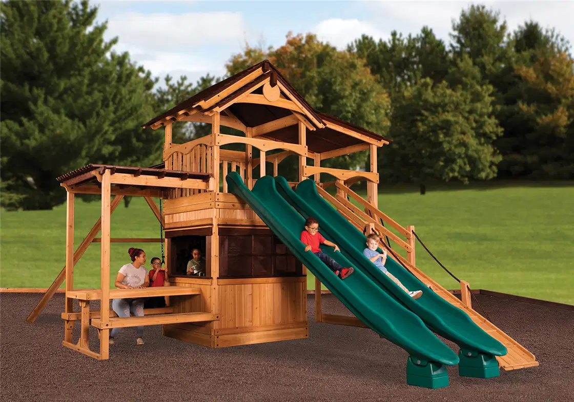 Titan Treehouse XL 4