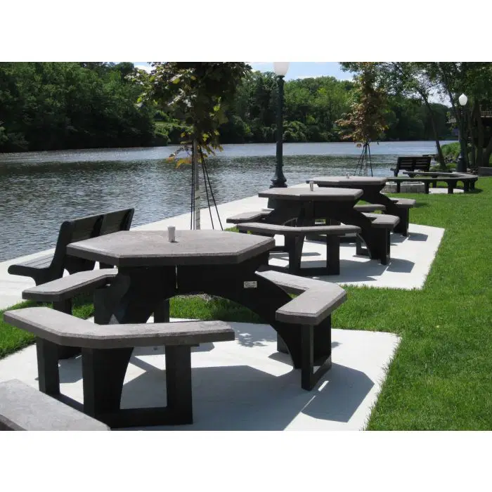 41 Recycled Plastic Hex Picnic Table