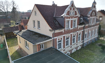 Halle Leizen