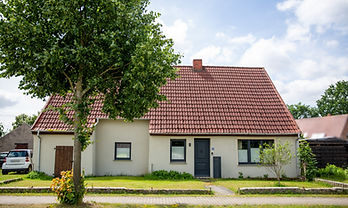 Halle Leizen