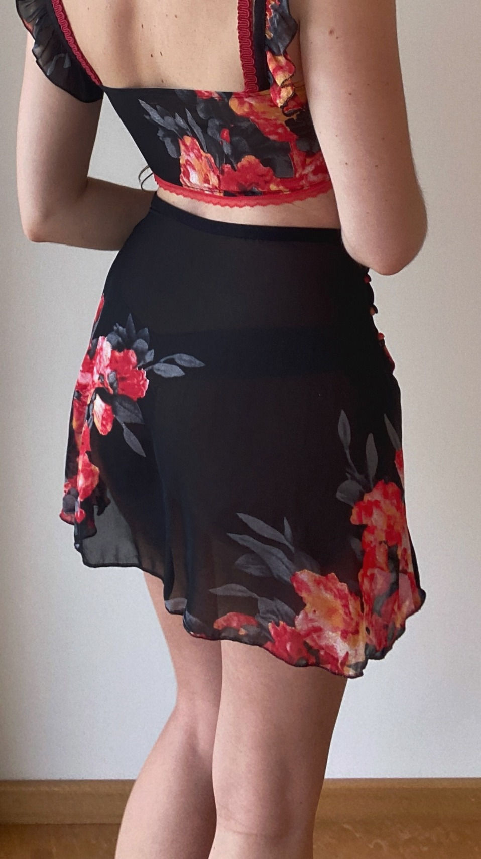 Thumbnail: Red and Black Floral Full Mini Skirt