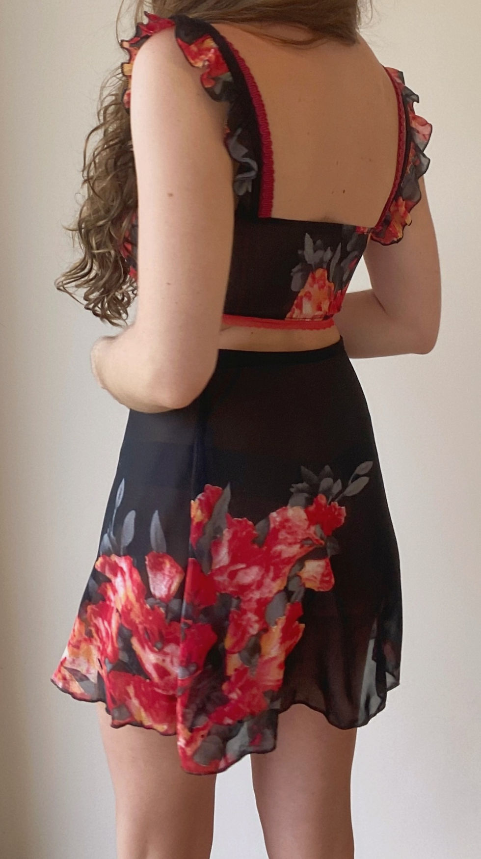 Thumbnail: Red and Black Floral Full Mini Skirt