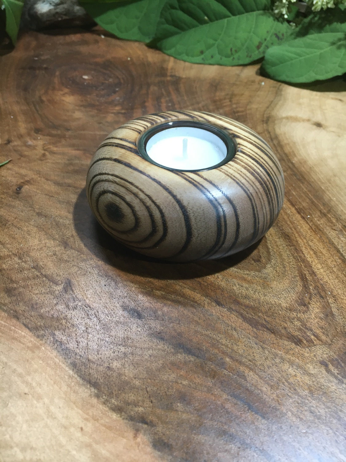 Bougeoir en bois de frêne Ø10cm H4,5