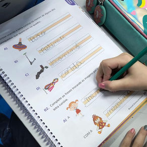 Como os Pais Podem Contribuir no Desenvolvimento da Caligrafia das Crianças