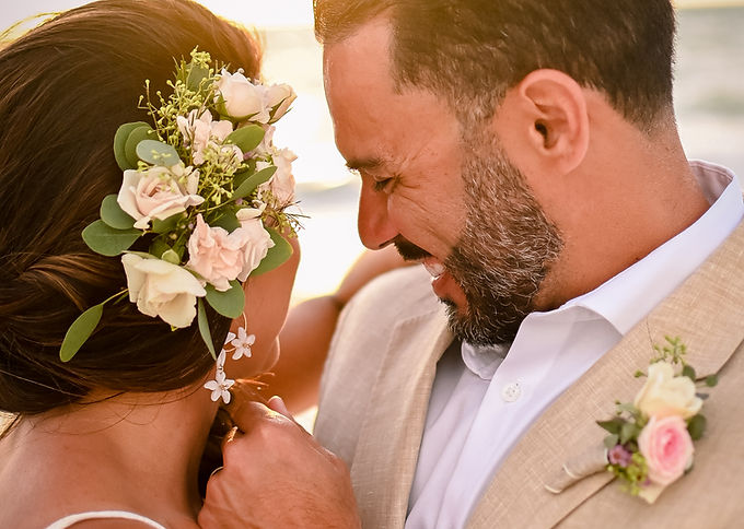 Bride and groom at sunset in Sarasota