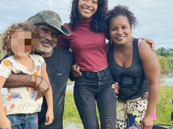 Corpos de Zé do Lago e família são exumados pela Polícia Civil para pericia