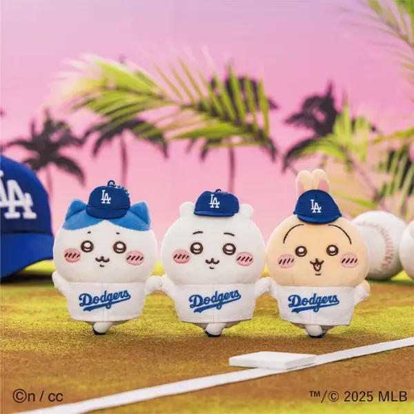 縮圖：Chiikawa × MLB TOKYO SERIES 毛公仔掛飾 (Dodgers 道奇隊)  (Hachiware 八字貓) (小八)