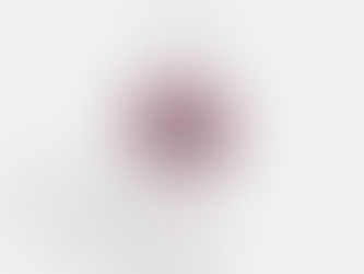 Mad Happy × BABY-G 聯乘腕錶 BG-169MH-7,白色錶殼搭配粉紅閃粉錶面設計展示圖