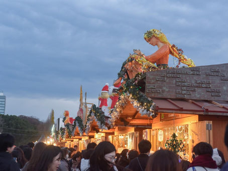 《東京聖誕市集 Tokyo Christmas Market 2025》明治神宮外苑開催|14 米巨型聖誕金字塔 × VIP 玻璃圓頂 × 童話光影市集