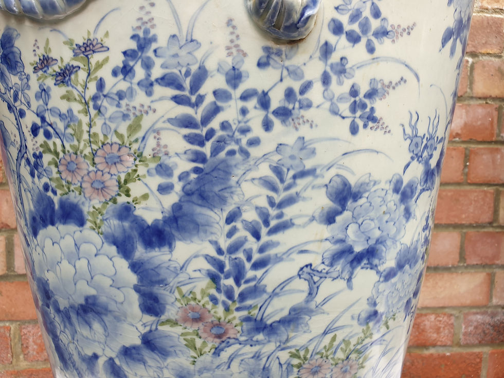 Thumbnail: Meji Period Pair of 3 Claw Dragon Japaneses Blue and White Vases