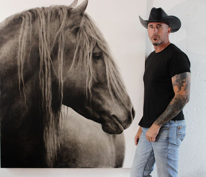 Kenneth Peloke also offers prints of his equine fine art.