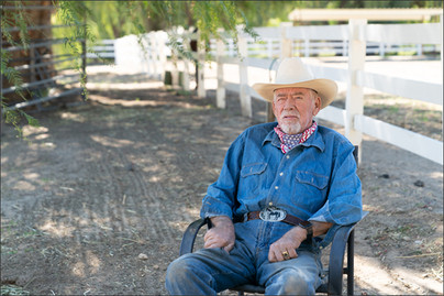 Rolf Gustafsson previous owner of retired racehorse Eddie on the movie set at Red Rock Riding Ranch. (Photo: Ashley Covington)
