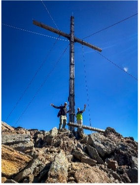kruis op berg.jpg