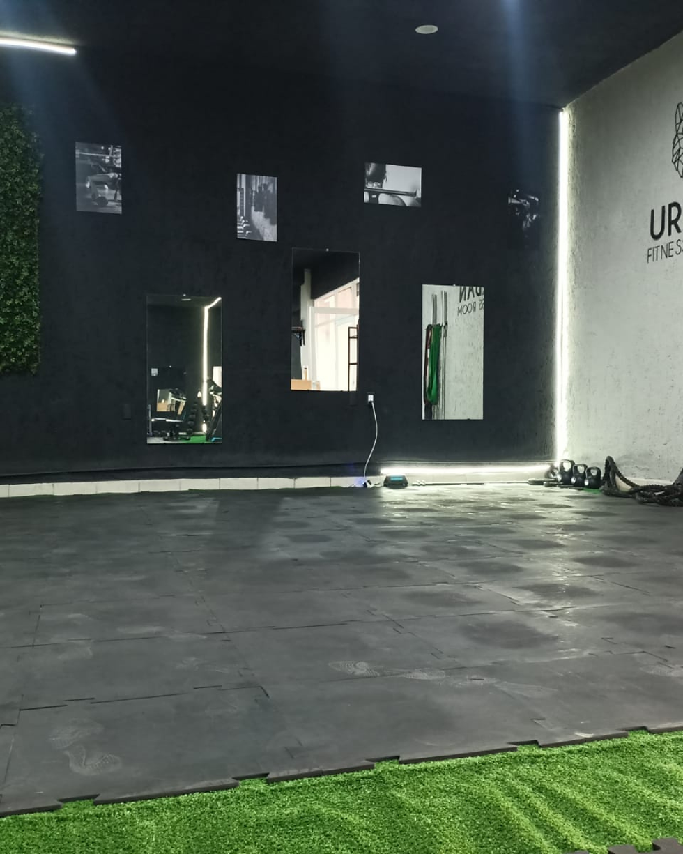 Miniatura: Piso de caucho tipo rompecabezas