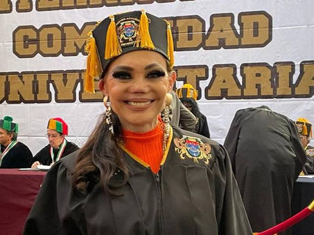 Carmen Campuzano lamenta críticas por recibir un doctorado: sólo me quieren ver ebria