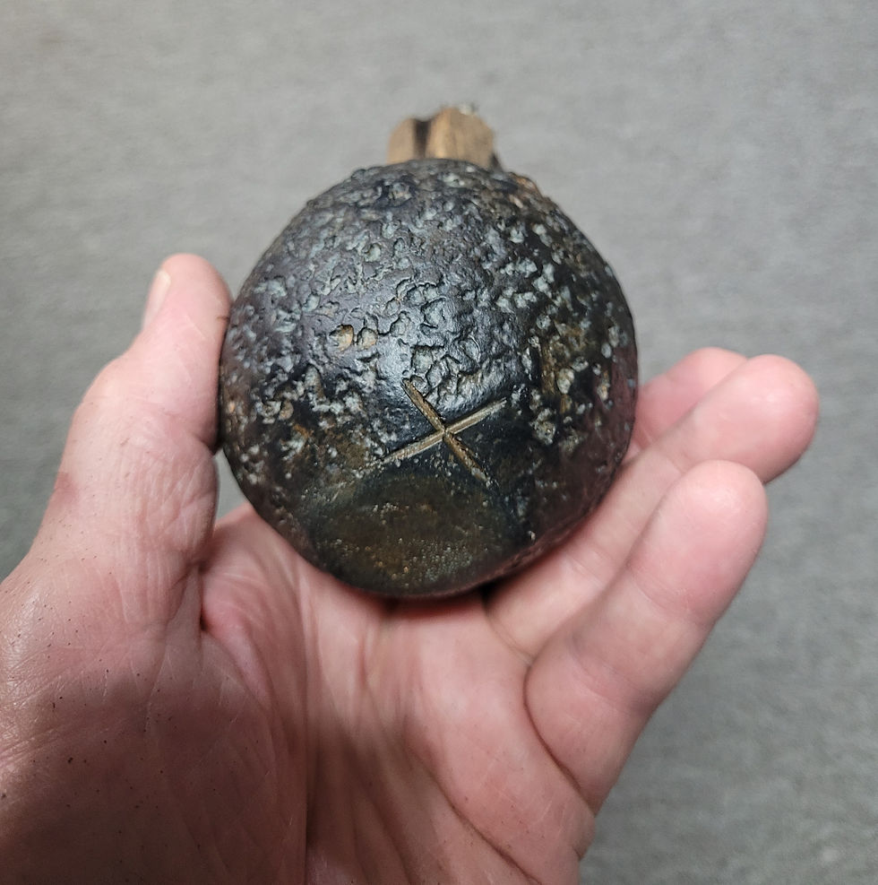Thumbnail: Pirates of the Caribbean Hand Grenade Replica – Authentic Movie-Inspired Weapon