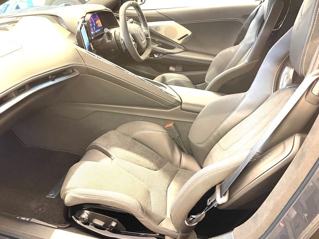 サムネイル： 2021モデル シボレーコルベット3LT Z51 8速DCT Fリフト