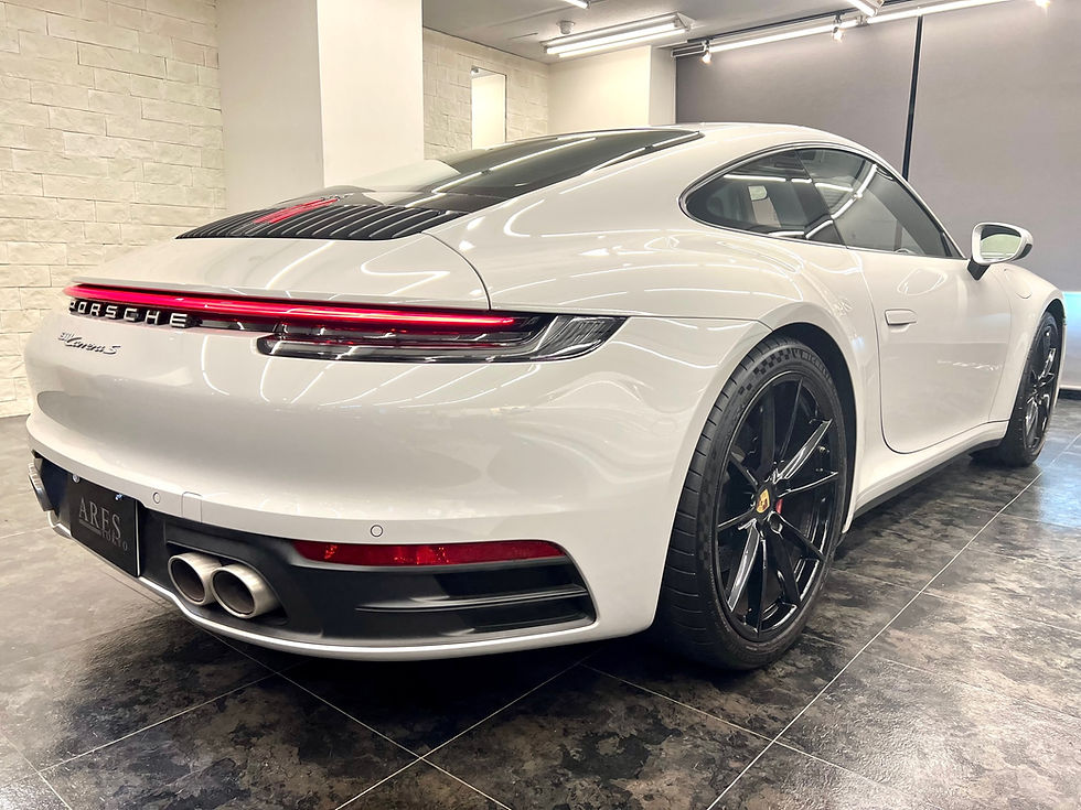 サムネイル： 2019モデル ポルシェ911(Type992)カレラS 左Hクレヨン 新車並行1オーナー