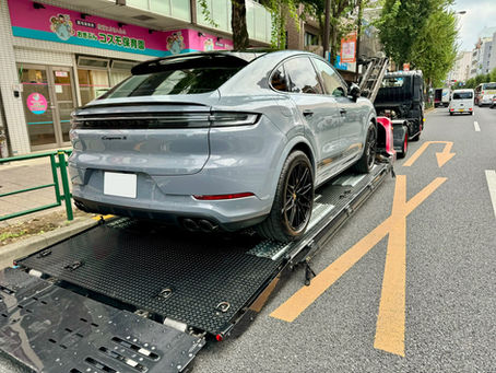 《入庫車両》2023モデル ポルシェ カイエンSクーペ アークティックグレーRSスパイダー21AW-2,000km OP595