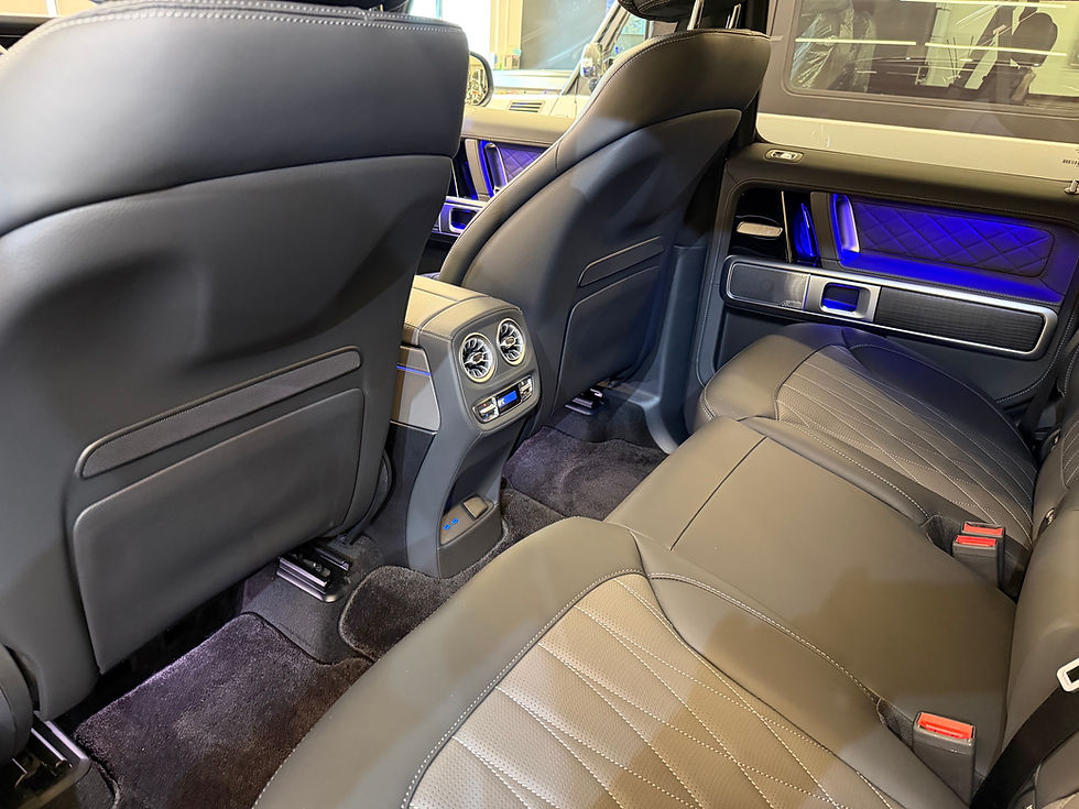 サムネイル： 2025モデル メルセデスベンツG450エディションマヌファクトゥーア アイコン330台限定マヌファクトゥーアディープグリーン-2,000㎞