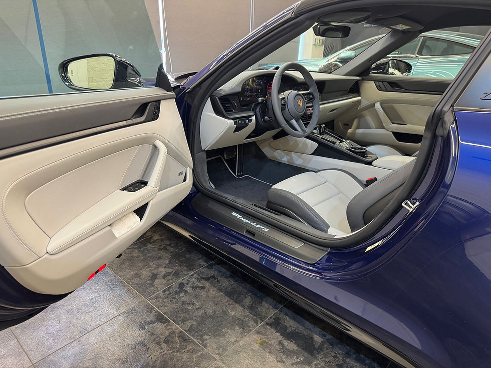 サムネイル： 2025モデル ポルシェ911(Type992.2)タルガ4GTS 左H ゲンチアンブルーOP300