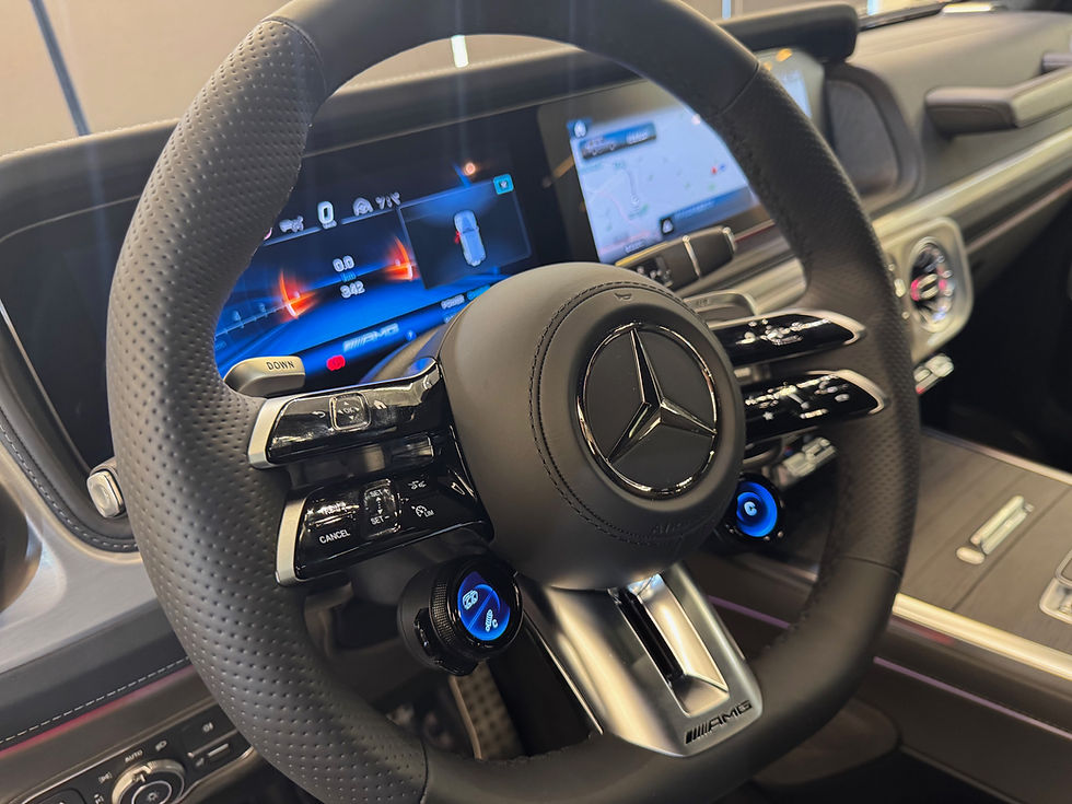 サムネイル： 2024モデル メルセデスAMG　G63マヌファクトゥーアプログラムプラス オパリスホワイト