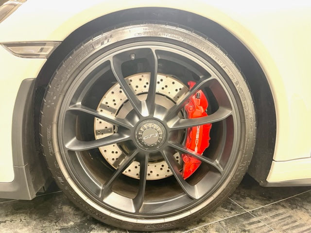 サムネイル： 2018モデル　ポルシェ911GT3 PDK後期モデル（Type991）