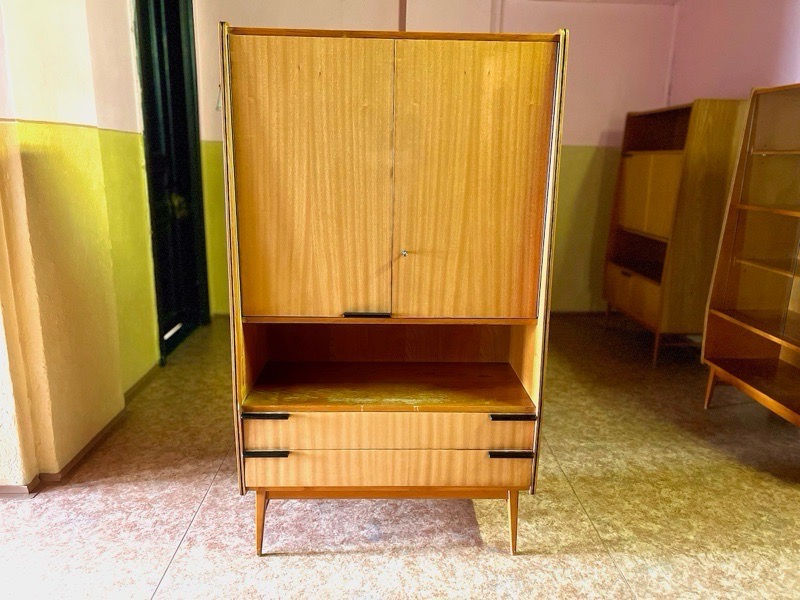 Miniatura: SEKRETÁŘ - FR.  MEZULÁNIK
