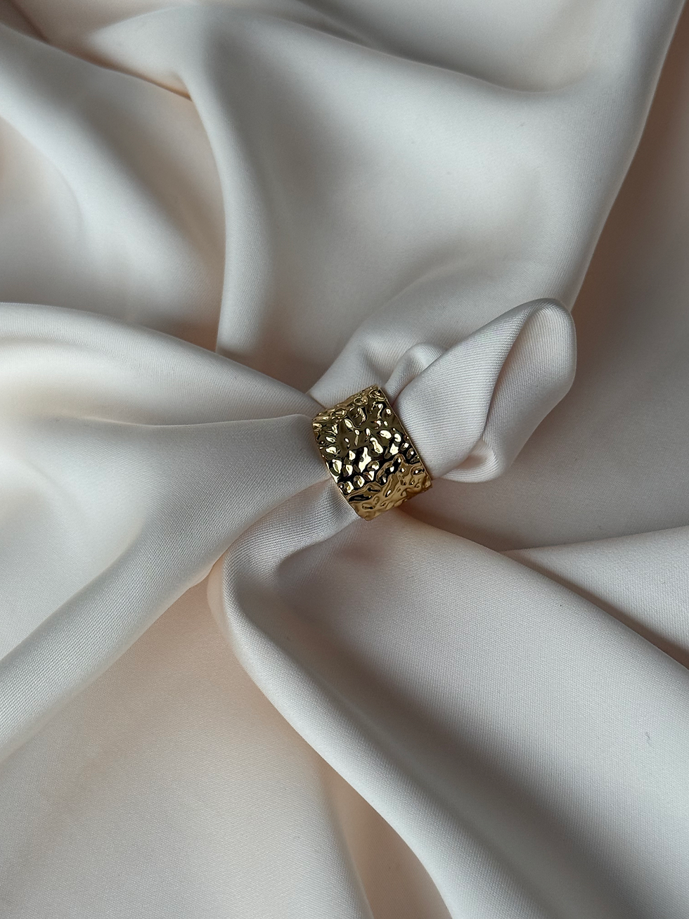 Alma Ring Gold