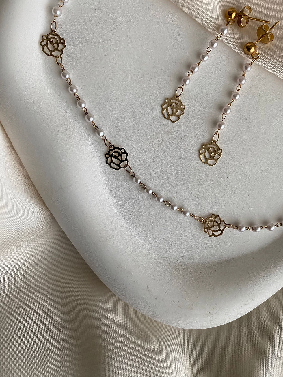 Thumbnail: Audrey Gold Earrings