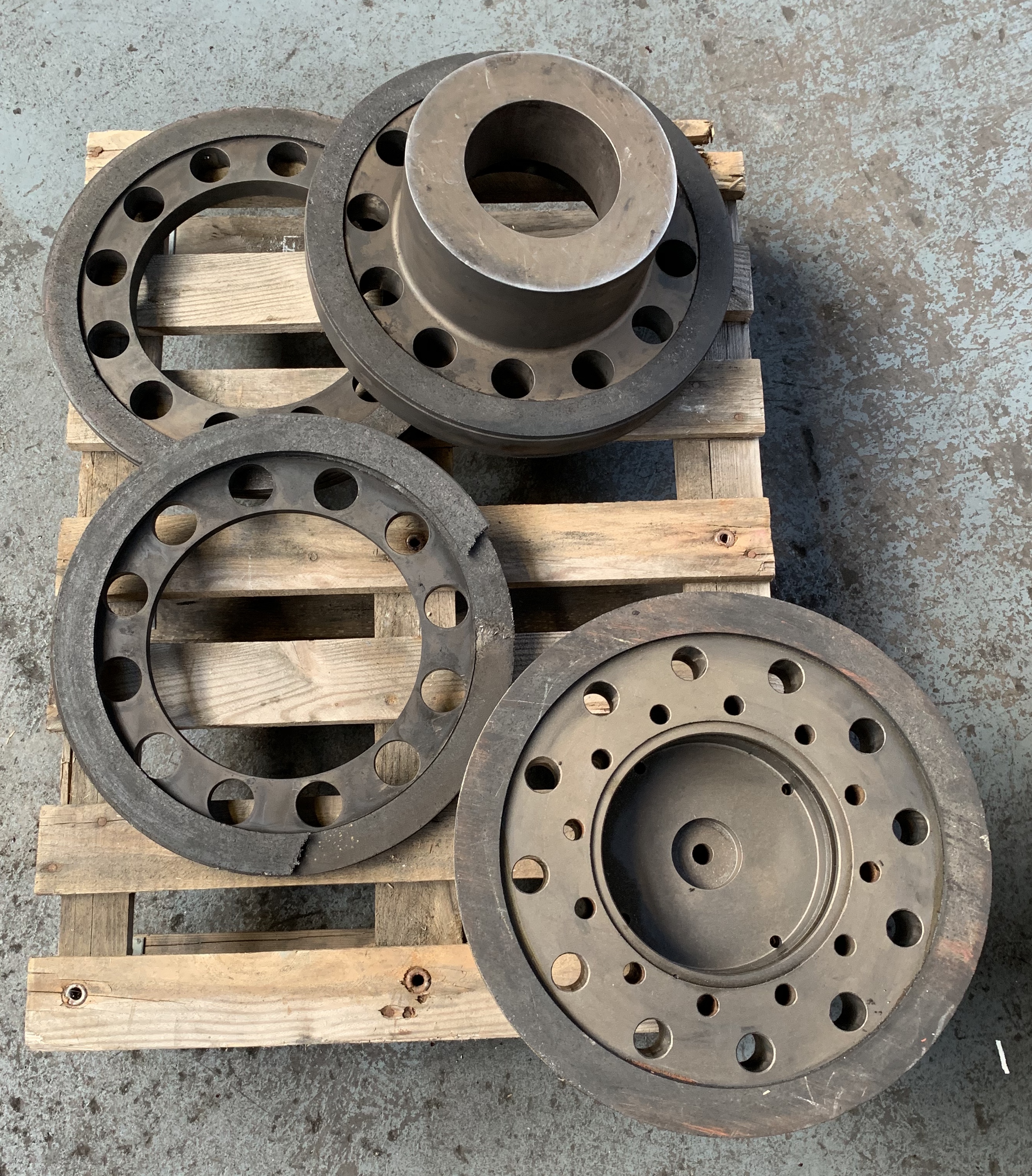 Forging press brake and clutch plates