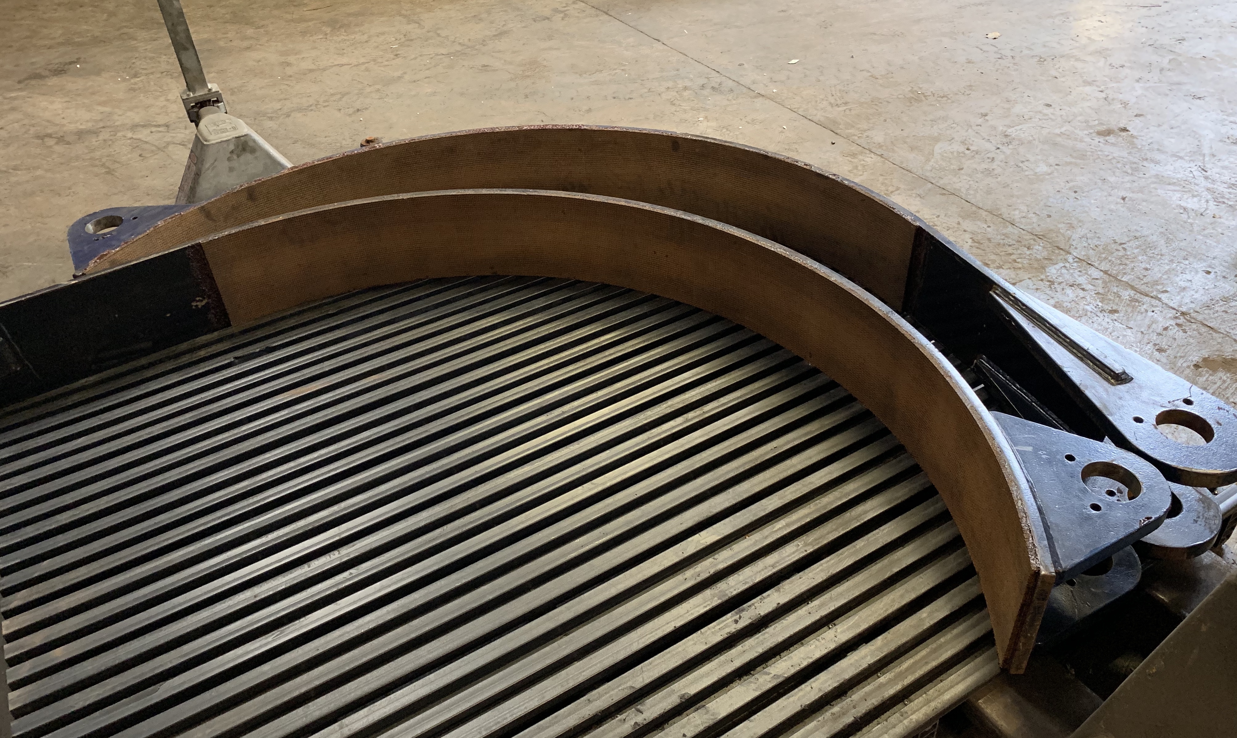 Large brake band