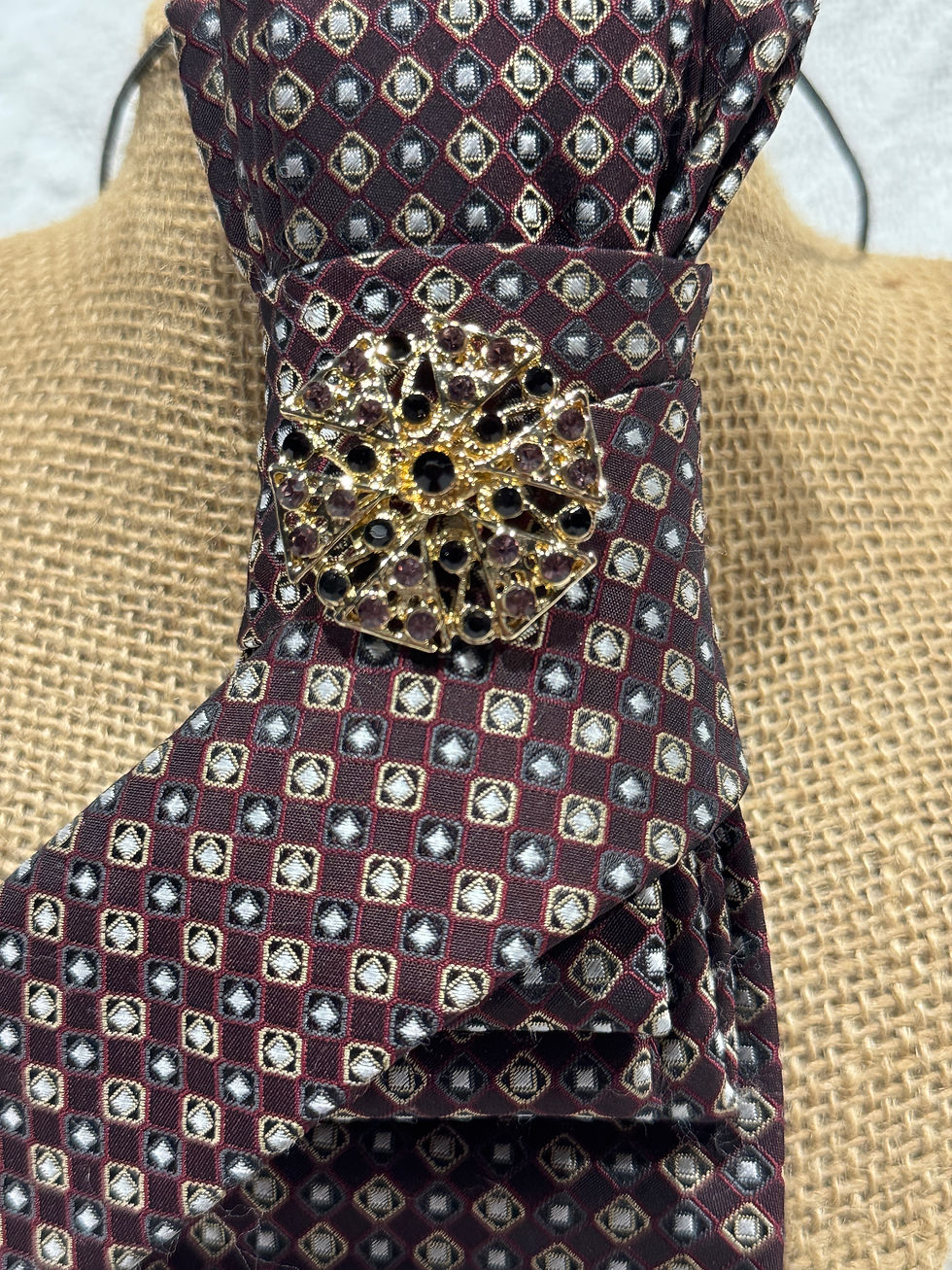 Thumbnail: Tie Brown