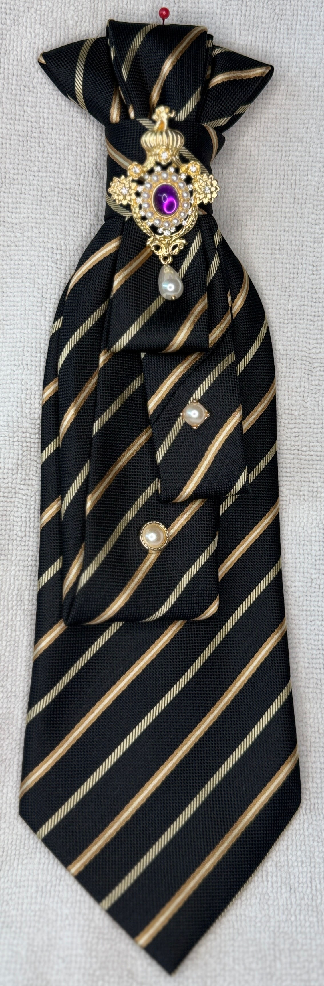 Black Tie w/ Beige & Gold
