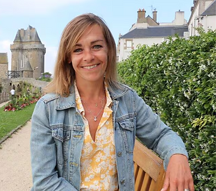 agnes martin_edited.png