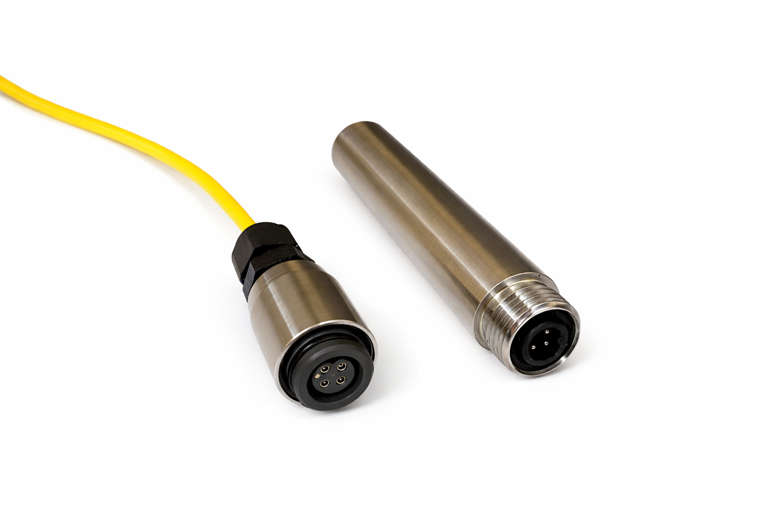 Reach Series Max sensor components with yellow cable