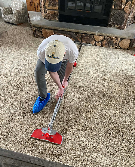carpet-stretching-crystal-lake-il